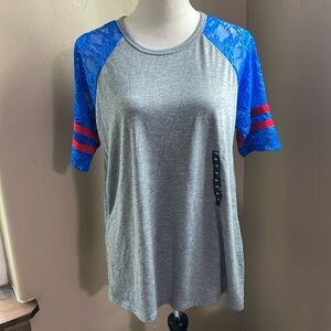 Torrid Varsity Raglan Top Tee Shirt Brand New with Tags NWT Size 00